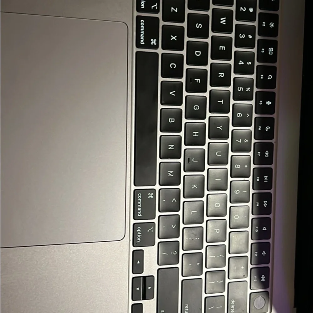 Apple MacBook - Silver